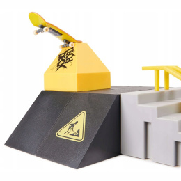 Tech Deck Fingerboard Xconnect Skate Zone z Rampą Pyramid Shredder